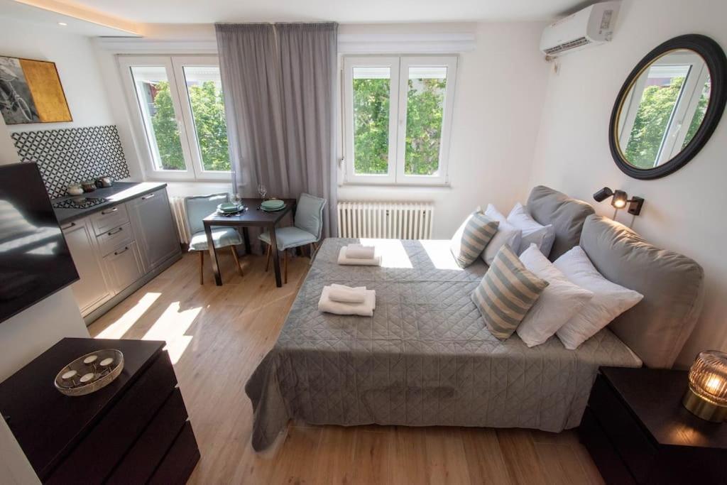 Cozy By Ivanka Design Apartment *